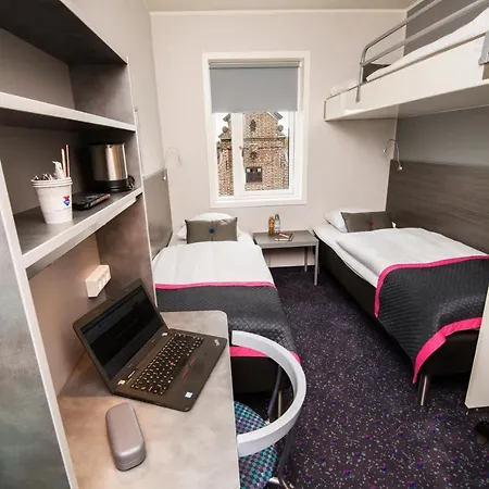 Hotel Cabinn Odense 2*