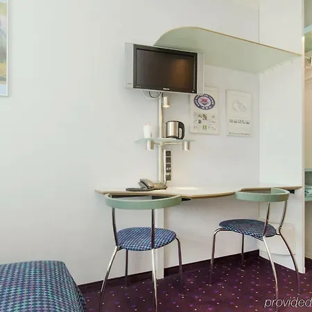 Hotel Cabinn Odense 2*