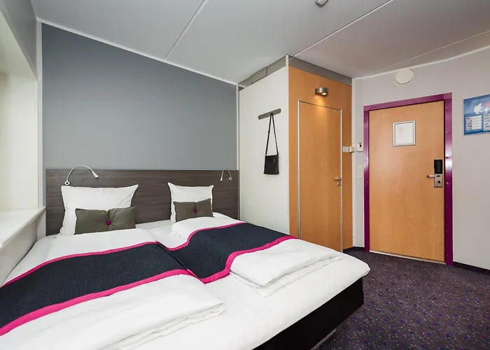 欧登塞卡宾酒店 酒店