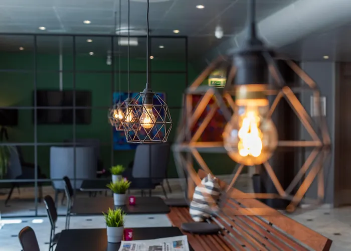 欧登塞卡宾酒店 2*