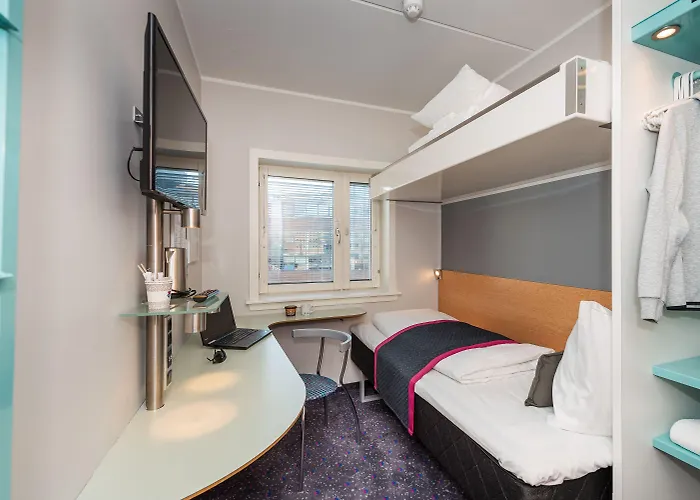 欧登塞卡宾酒店 2*