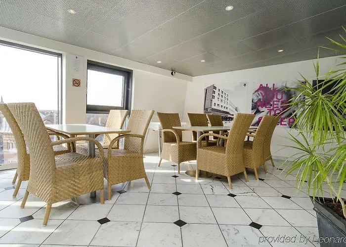 欧登塞卡宾酒店 2* 欧登塞